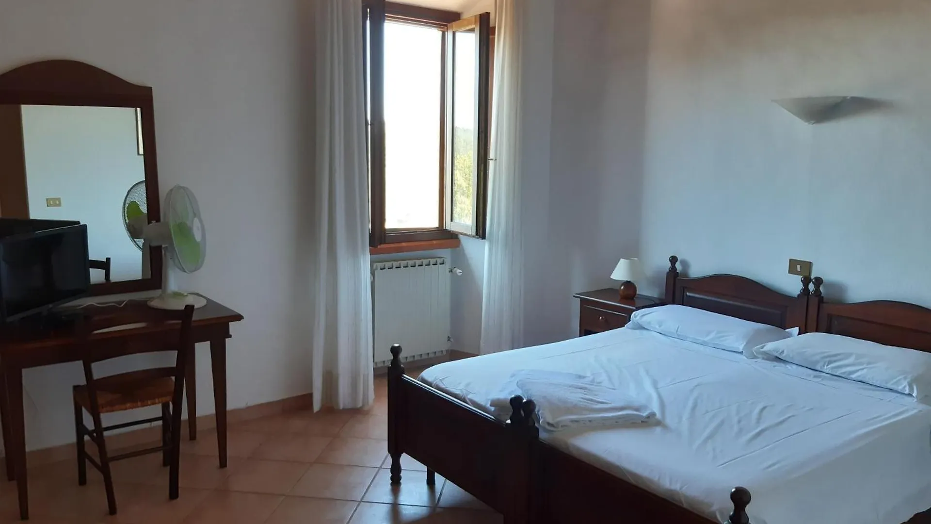 Agriturismo Lampugnano باغانيكو مزرعة للإقامة
